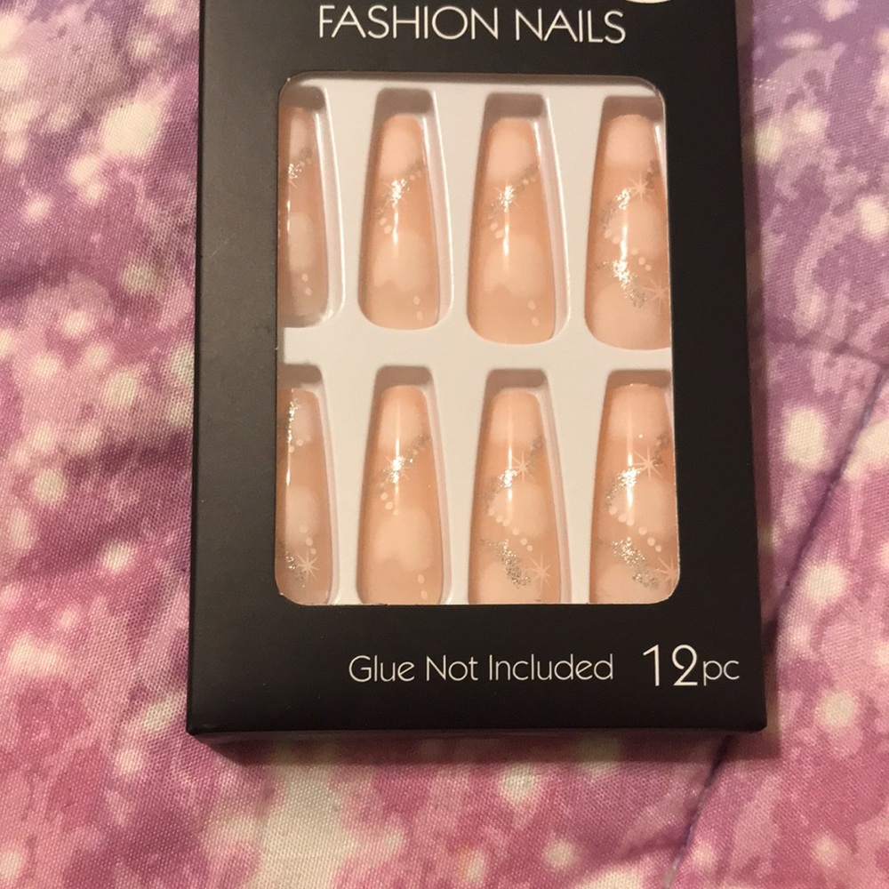 Nail 💅🏼Bundle - Picture 8 of 8